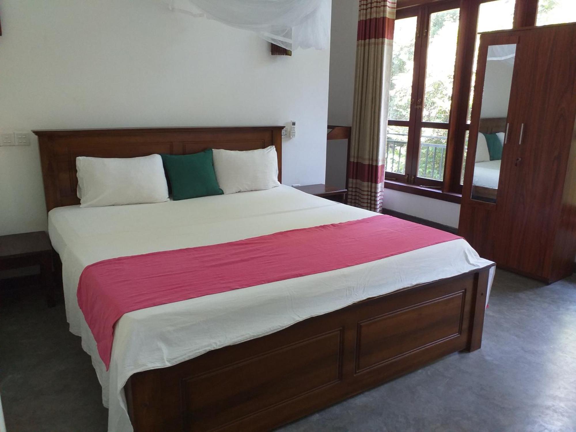 Sunworld Villa Unawatuna Rum bild