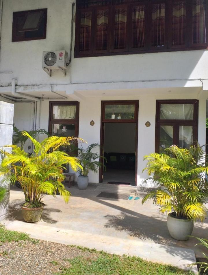 Sunworld Villa Unawatuna Exteriör bild